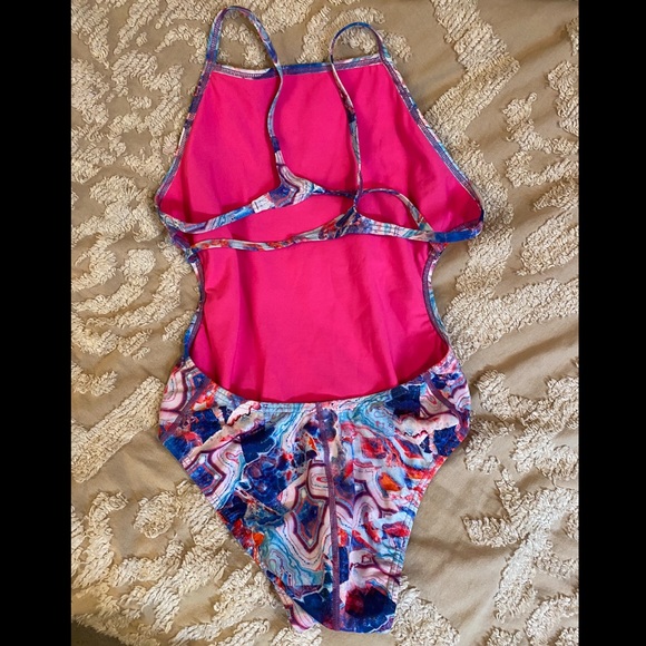 Speedo one piece - Picture 2 of 5